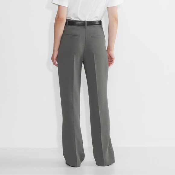 Aritzia Effortless Pant in “Coal Grey” - Picture 5 of 7